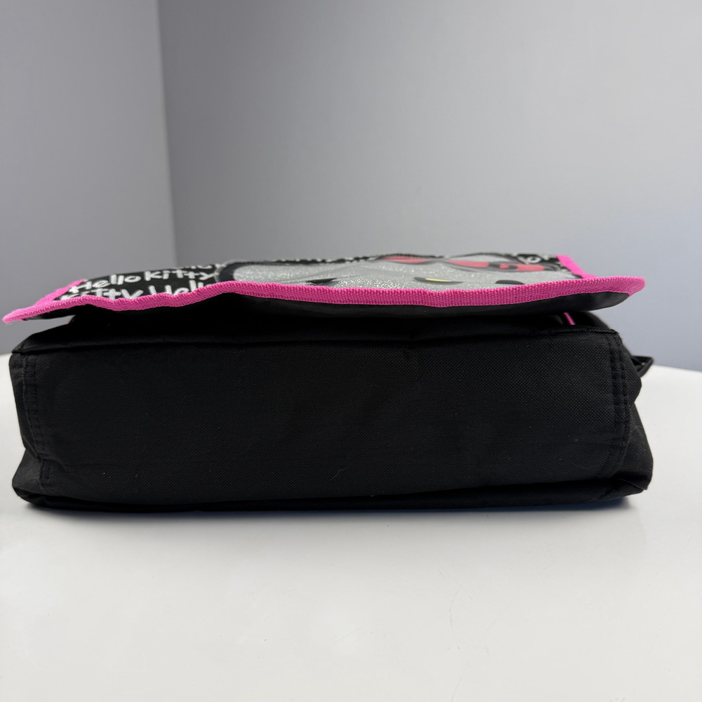 Sanrio official Hello Kitty Messenger Bag Black Pink - Picture 5 of 13
